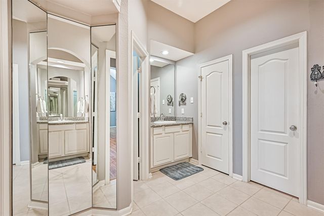 3318 Silverbrook Lane, Pearland, TX 77584