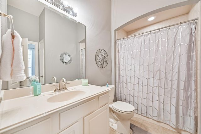 3318 Silverbrook Lane, Pearland, TX 77584