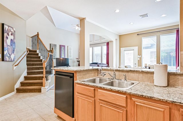 3318 Silverbrook Lane, Pearland, TX 77584