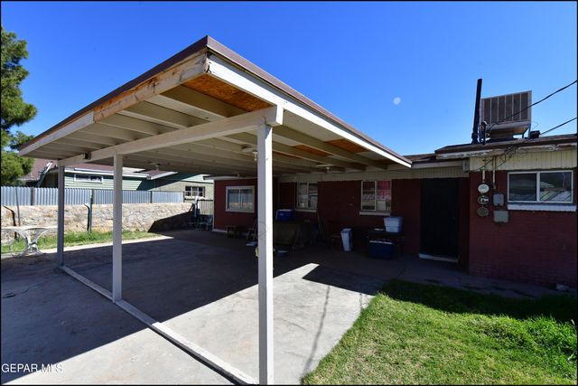 9511 CHARLESTON Street, El Paso, TX 79924