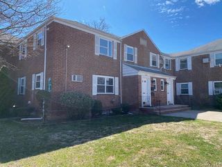 74-18 263RD Street B-2, Glen Oaks, NY 11004