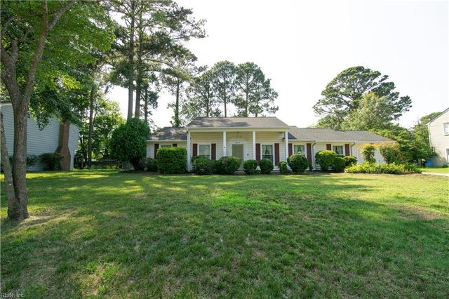 56 Wendfield CIR, Newport News, VA 23601