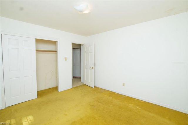 56 Wendfield CIR, Newport News, VA 23601