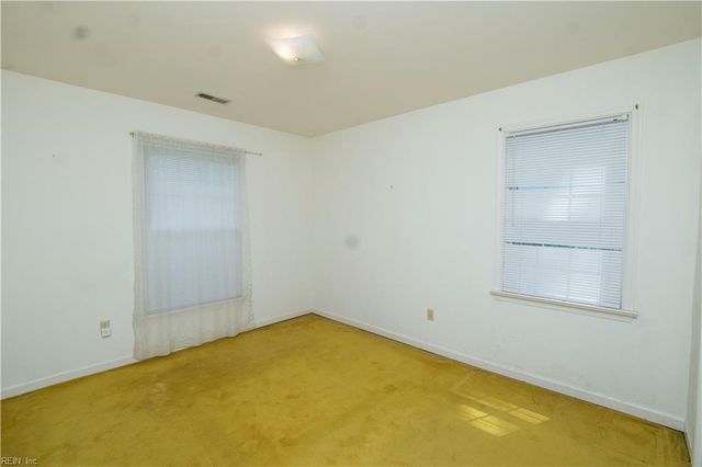 56 Wendfield CIR, Newport News, VA 23601