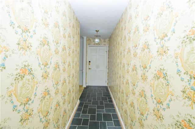 56 Wendfield CIR, Newport News, VA 23601