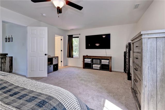 11505 Oakfork DR, New Kent, VA 23124
