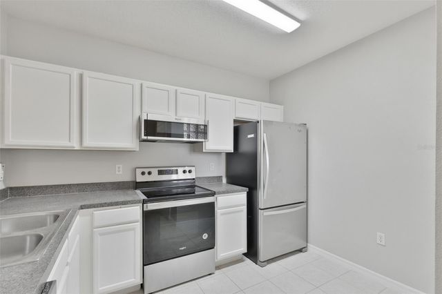 6437 CYPRESSDALE DRIVE 201, Riverview, FL 33578