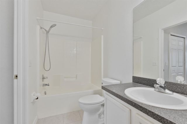 6437 CYPRESSDALE DRIVE 201, Riverview, FL 33578