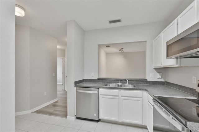 6437 CYPRESSDALE DRIVE 201, Riverview, FL 33578
