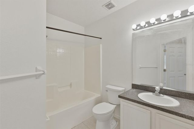 6437 CYPRESSDALE DRIVE 201, Riverview, FL 33578