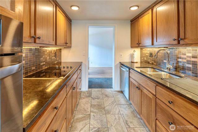 626 E Georgiana Street, Port Angeles, WA 98362