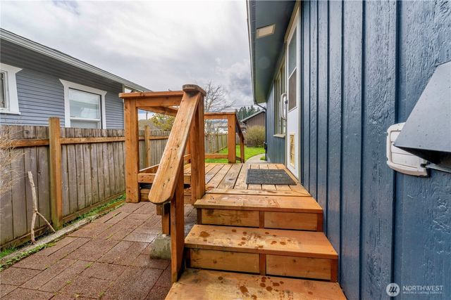 626 E Georgiana Street, Port Angeles, WA 98362