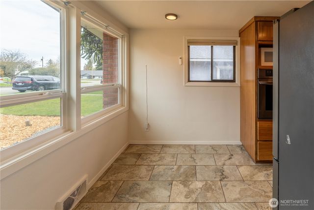 626 E Georgiana Street, Port Angeles, WA 98362