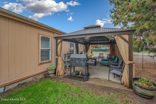 4234 N Atlantic Drive, Coeur D'alene, ID 83815