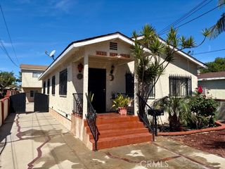 6121 Orchard Avenue, Huntington Park, CA 90255