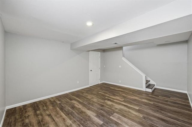 9985 Edelweiss Circle, Merriam, KS 66203