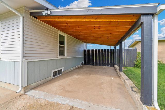 2339 S Walnut St., Wichita, KS 67213