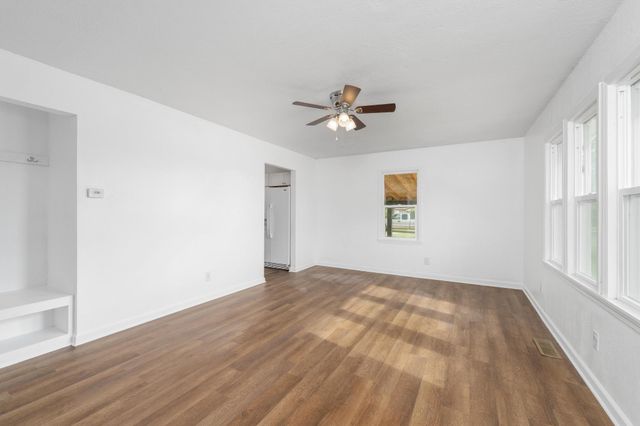 2339 S Walnut St., Wichita, KS 67213