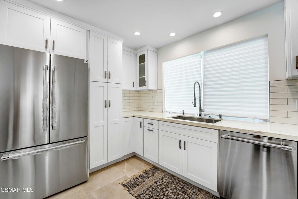 Image 7 of property listing at 2718 Licia Place, Simi Valley, CA 93065