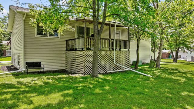 2516 Jackson Drive, Woodridge, IL 60517