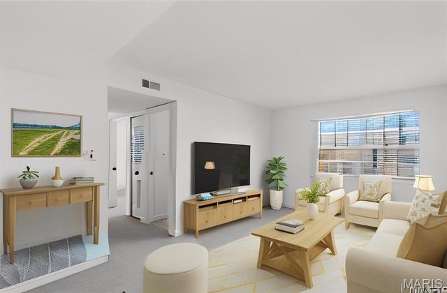 9192 Wrenwood Lane, Brentwood, MO 63144