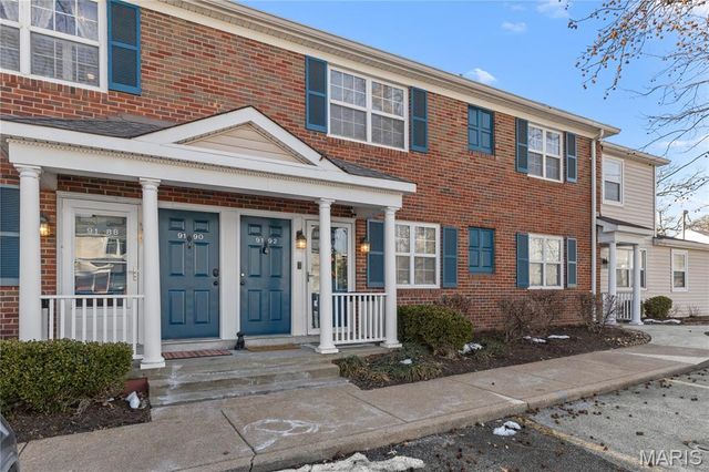 9192 Wrenwood Lane, Brentwood, MO 63144