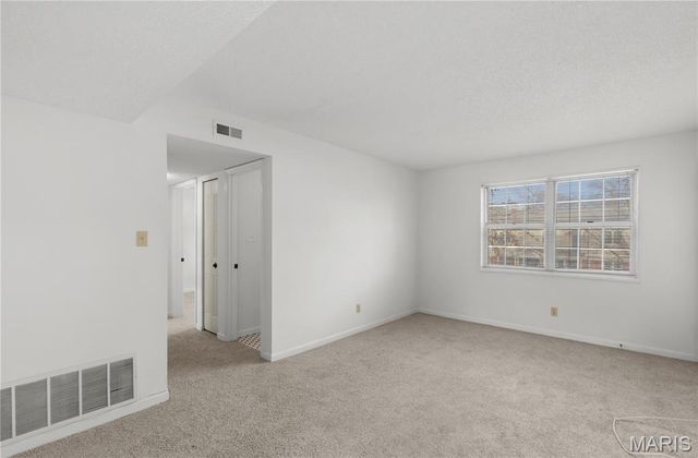 9192 Wrenwood Lane, Brentwood, MO 63144