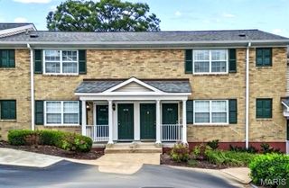 9192 Wrenwood Lane, Brentwood, MO 63144