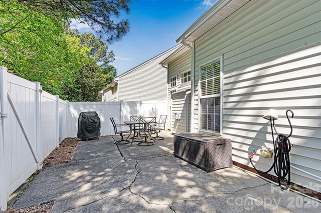 151 Talbert Town Loop, Mooresville, NC 28117
