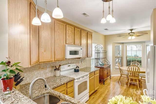 151 Talbert Town Loop, Mooresville, NC 28117
