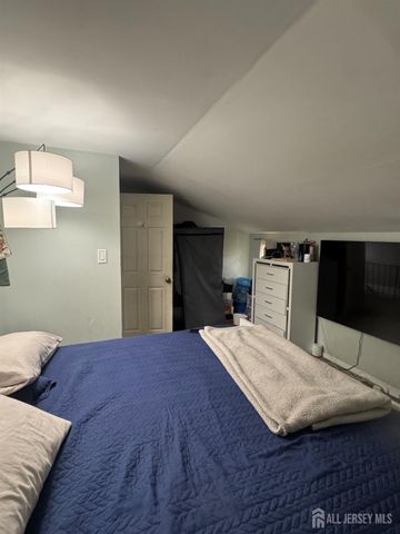 148 S Inman Avenue S, Avenel, NJ 07001