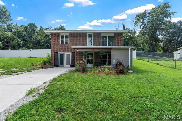 2845 Paula Court, High Ridge, MO 63049