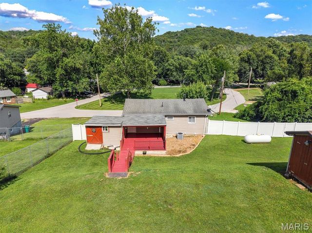 2845 Paula Court, High Ridge, MO 63049