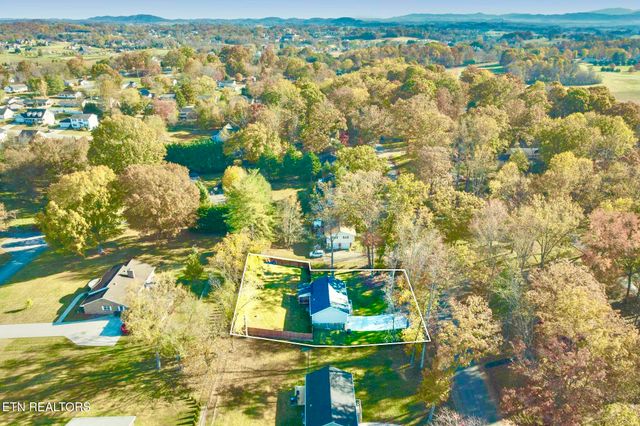 135 Woodcrest Drive, Greeneville, TN 37745