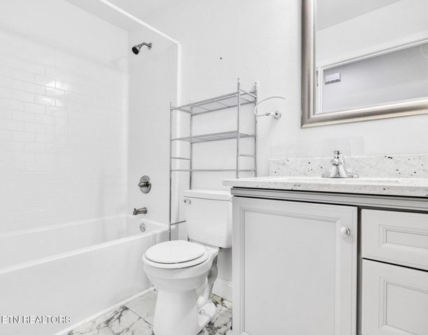 135 Woodcrest Drive, Greeneville, TN 37745