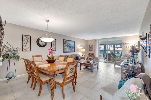 14747 Cumberland Drive 208, Delray Beach, FL 33446