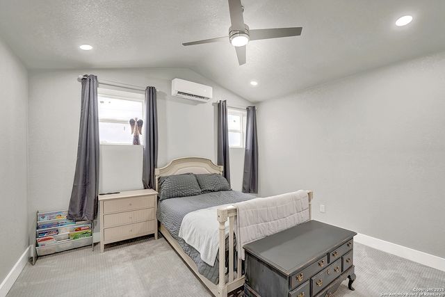 757 Joy, Floresville, TX 78114
