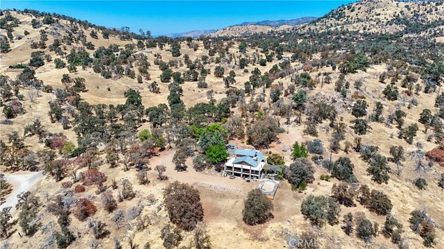 3013 Trower Road, Catheys Valley, CA 95306