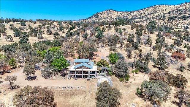 3013 Trower Road, Catheys Valley, CA 95306