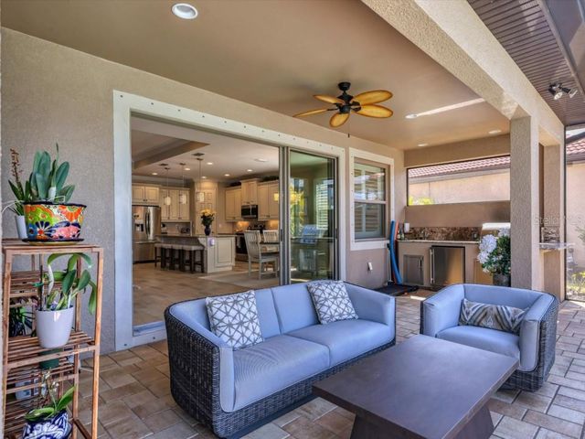 256 MARAVIYA BOULEVARD, Nokomis, FL 34275