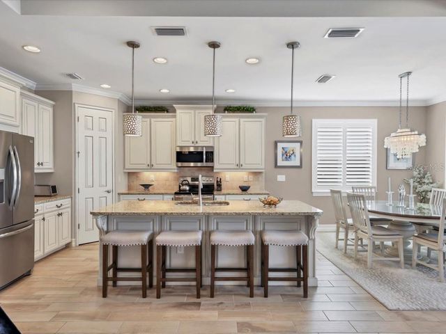 256 MARAVIYA BOULEVARD, Nokomis, FL 34275