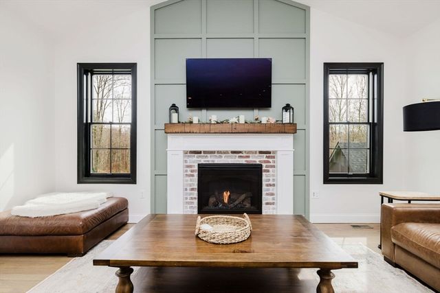 7 Ciana Rd, Rehoboth, MA 02769