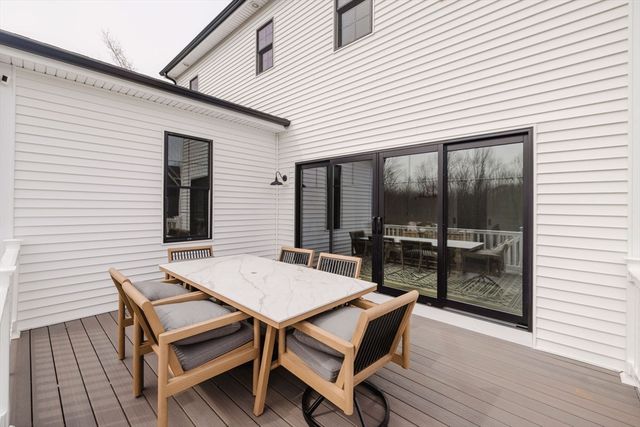 7 Ciana Rd, Rehoboth, MA 02769