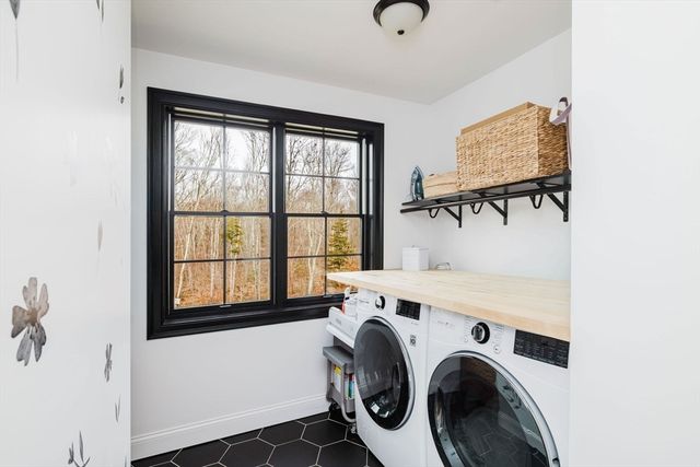 7 Ciana Rd, Rehoboth, MA 02769