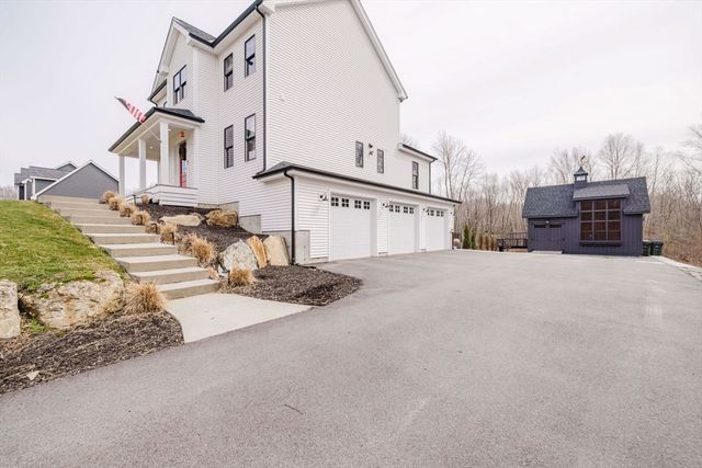 7 Ciana Rd, Rehoboth, MA 02769