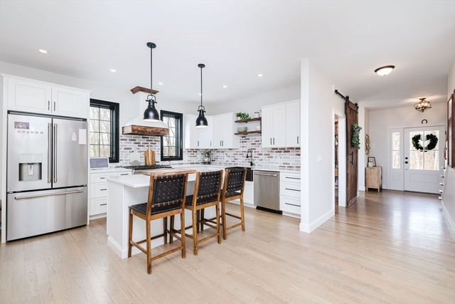 7 Ciana Rd, Rehoboth, MA 02769