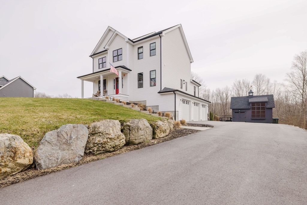 7 Ciana Rd, Rehoboth, MA 02769