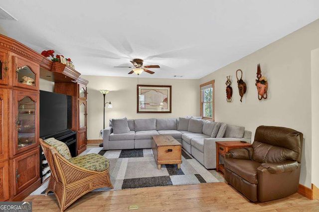 171 Mohawk Trail, Ellijay, GA 30540