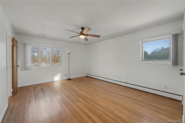 38 Park Drive E, Syosset, NY 11791