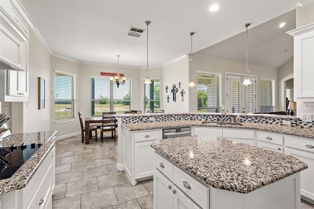 182 N Star Crossing Lane, Weatherford, TX 76088